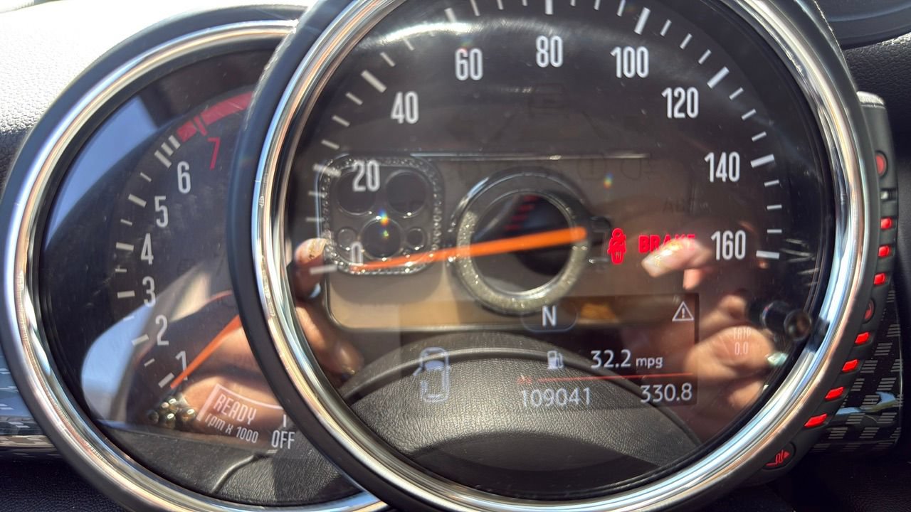 Used 2015 MINI Cooper S FWD image 4