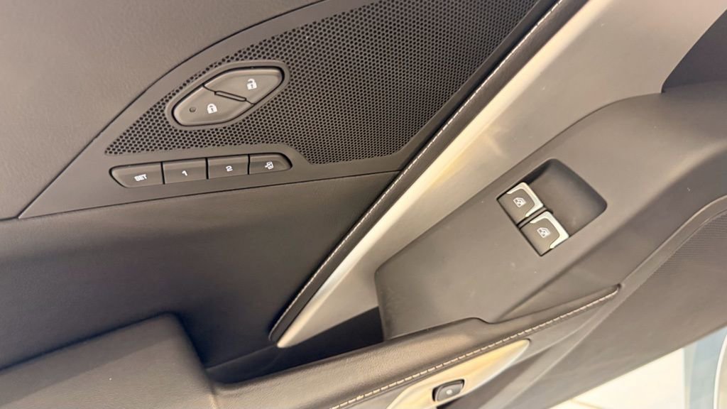 Used 2019 Chevrolet Corvette Stingray w/ 2LT Preferred Equipment Group image 28