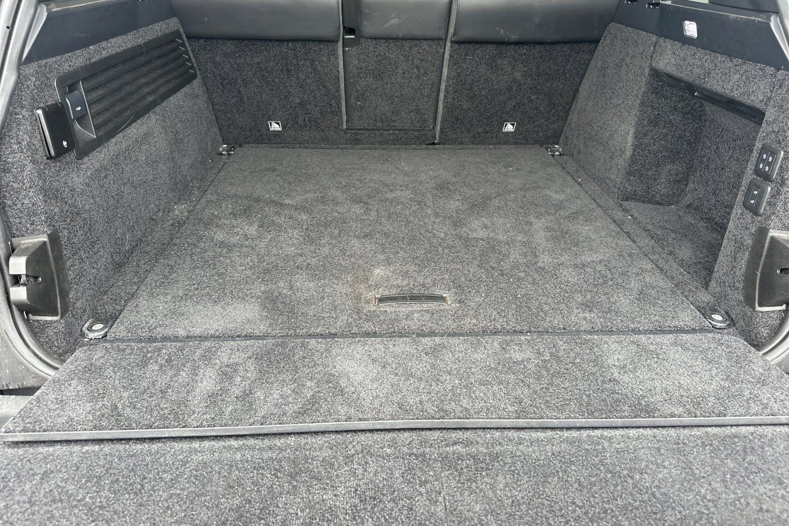 Used 2019 Land Rover Range Rover Supercharged AWD/4WD image 17