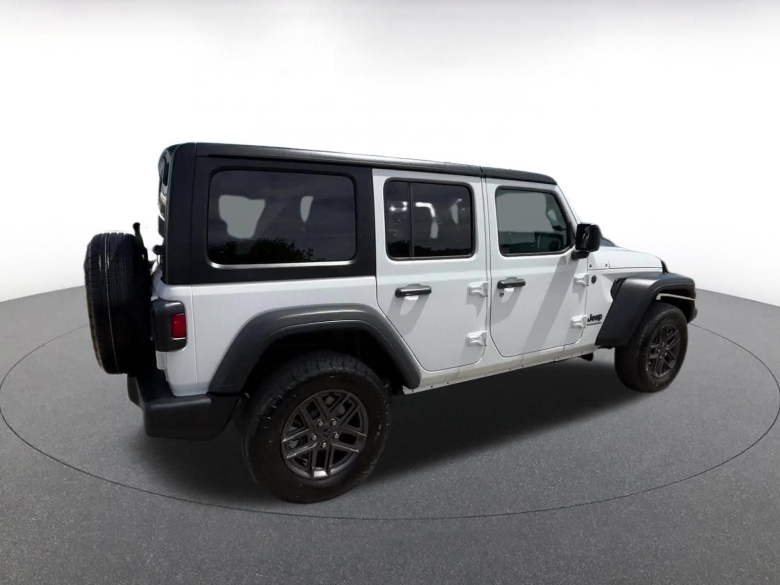 Used 2025 Jeep Wrangler Unlimited Sport AWD/4WD image 12