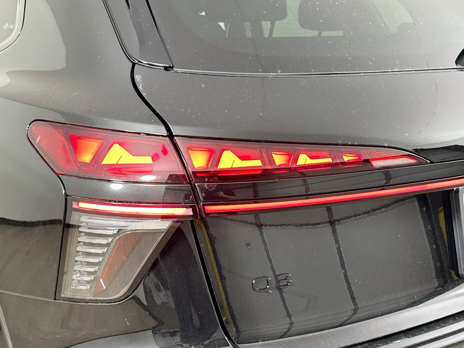 New 2026 Audi Q3 quattro 2.0T AWD/4WD image 13