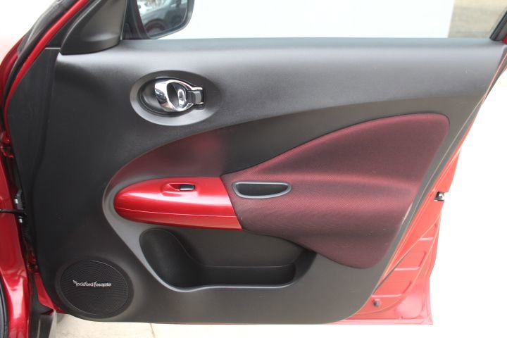 Used 2015 Nissan Juke SL image 35