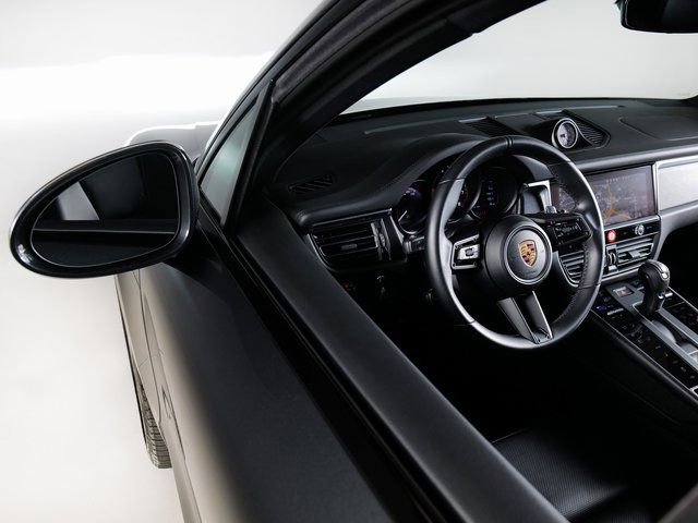 Certified 2022 Porsche Macan GTS AWD/4WD image 28