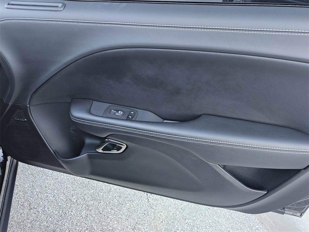 Used 2023 Dodge Challenger SRT Hellcat image 28