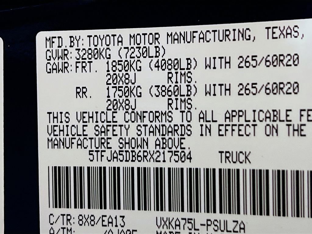 Used 2024 Toyota Tundra Limited w/ Power Package AWD/4WD image 29