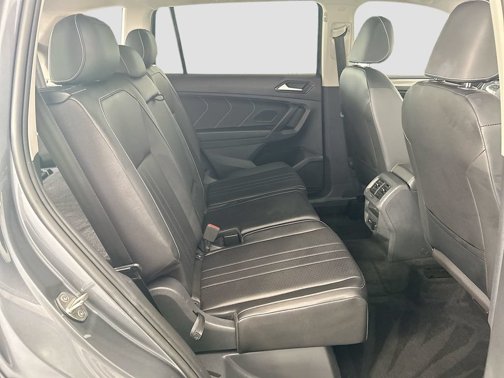 Used 2023 Volkswagen Tiguan SE FWD image 20