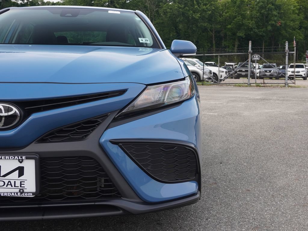 Used 2024 Toyota Camry SE FWD image 10