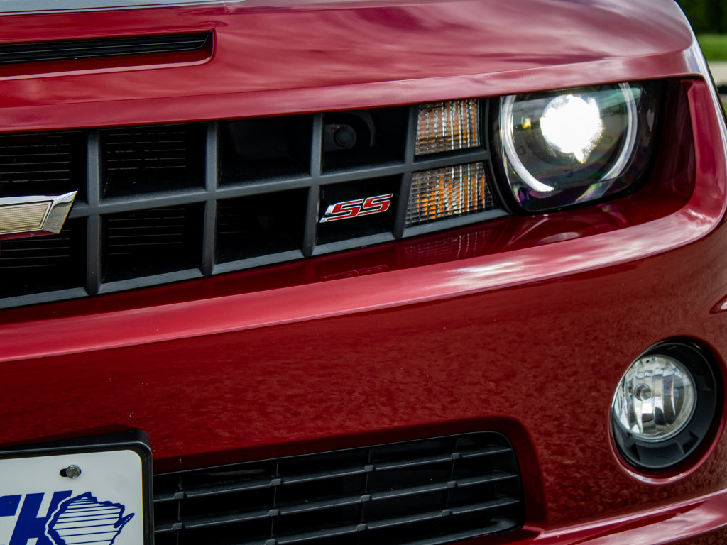Used 2010 Chevrolet Camaro SS w/ RS Package RWD image 12