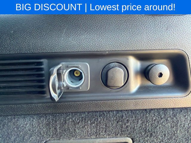 Used 2024 Jeep Grand Wagoneer Series III w/ Quick Order Packagew 28T AWD/4WD image 16