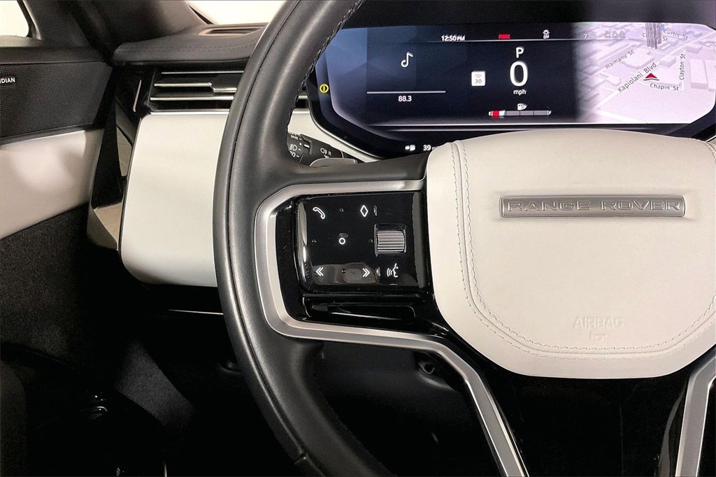 Used 2023 Land Rover Range Rover Sport SE image 18