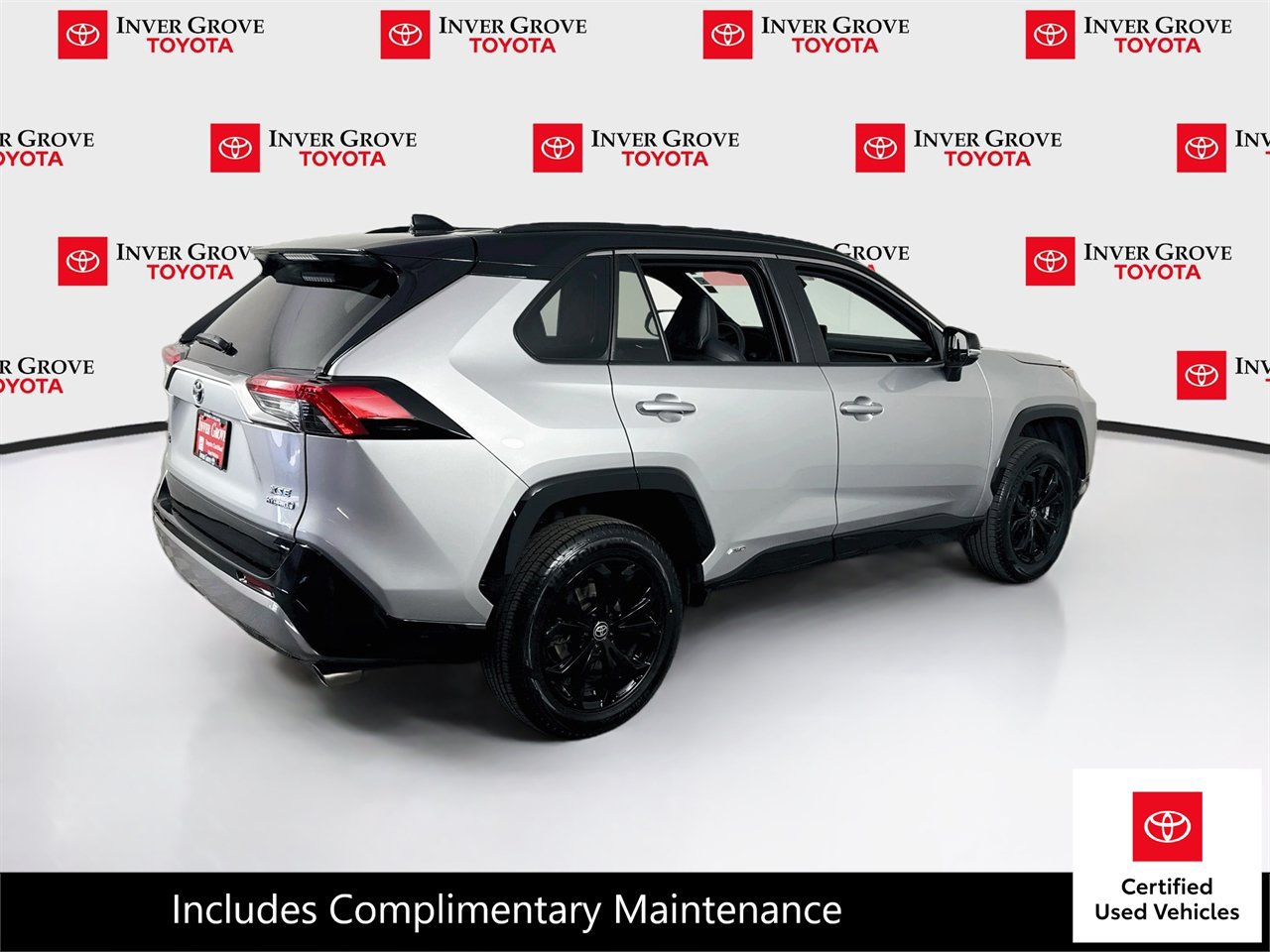 Certified 2024 Toyota RAV4 XSE AWD/4WD image 5