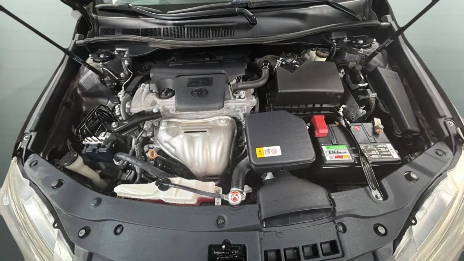 Used 2017 Toyota Camry XSE w/ Moonroof Package FWD image 22