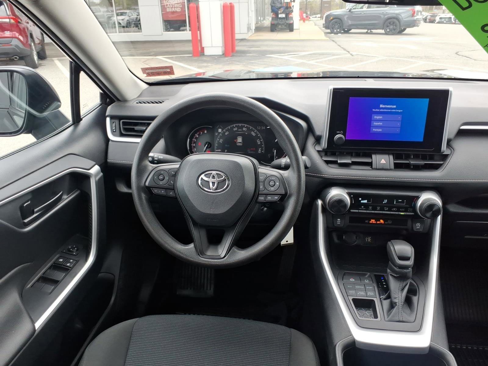 Certified 2023 Toyota RAV4 LE AWD/4WD image 9
