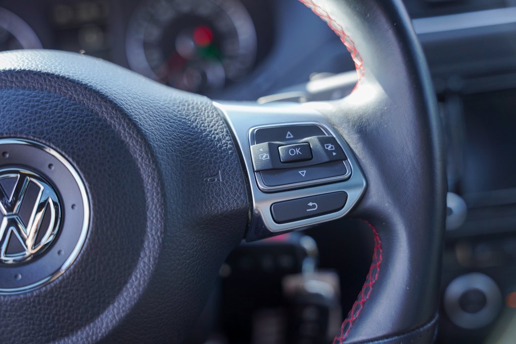 Used 2014 Volkswagen Jetta GLI Autobahn image 20