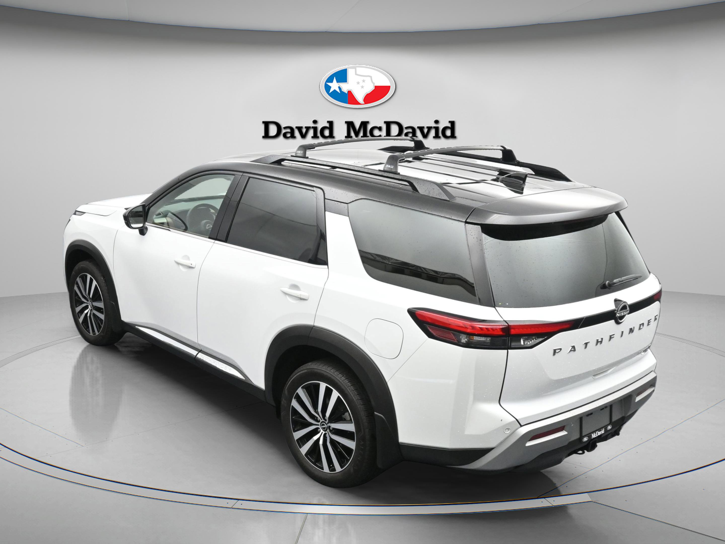 Used 2025 Nissan Pathfinder Platinum w/ Cargo Package AWD/4WD image 42