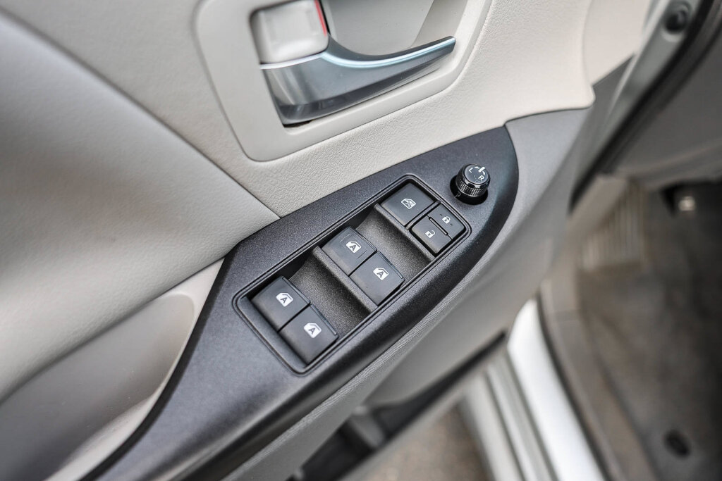 Used 2020 Toyota Sienna LE FWD image 12