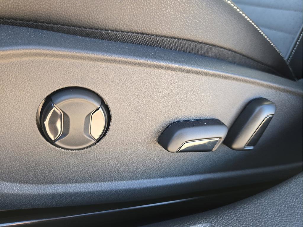 New 2026 Volkswagen Jetta SE image 17