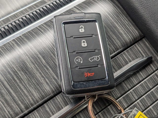 Certified 2023 Jeep Wagoneer Series II w/ Convenience Group I RWD image 30