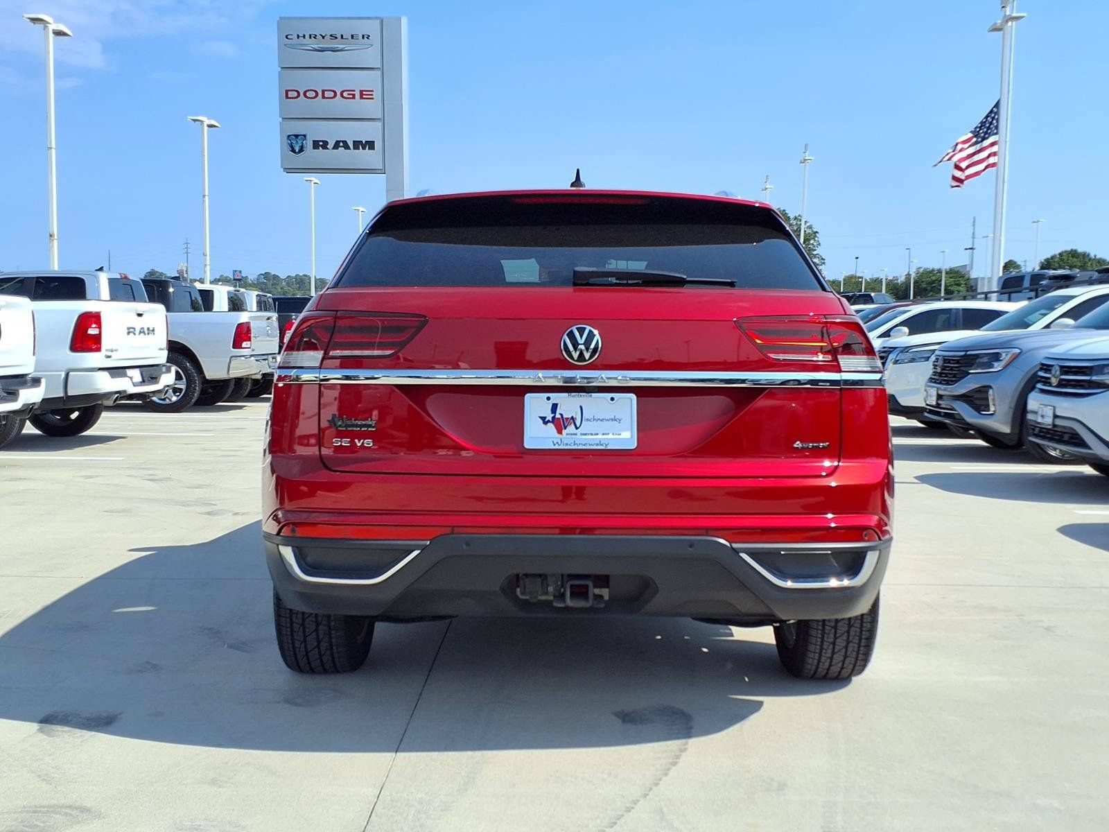 Used 2023 Volkswagen Atlas Cross Sport SE AWD/4WD image 5
