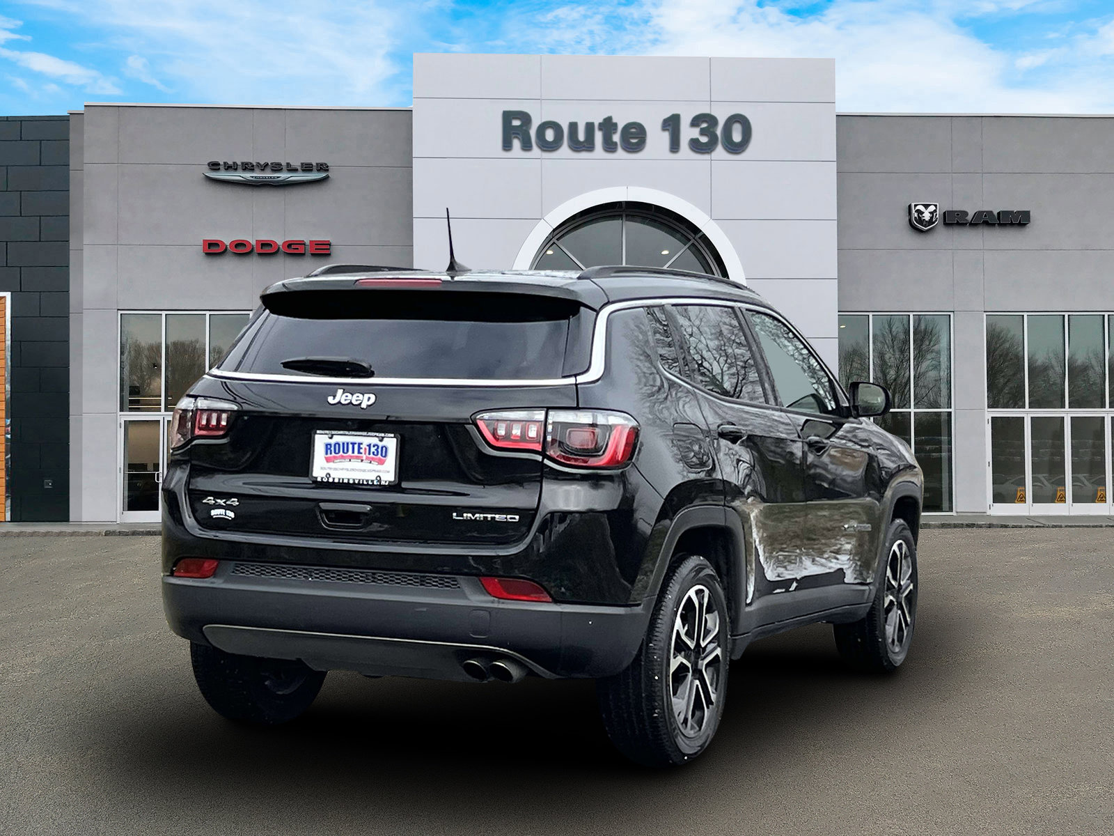 Used 2022 Jeep Compass Limited image 4