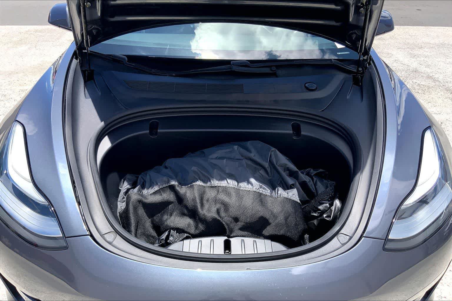 Used 2020 Tesla Model 3 Standard Range Plus RWD image 9