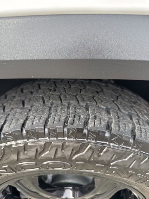 Used 2023 GMC Acadia AT4 w/ Technology Package image 14