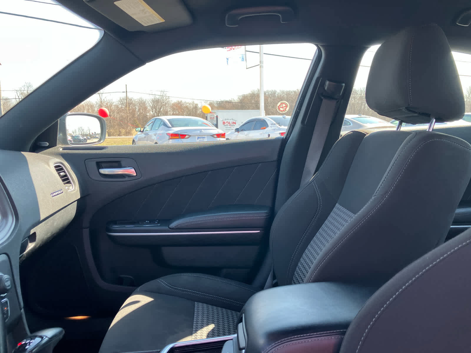 Used 2023 Dodge Charger SXT image 10