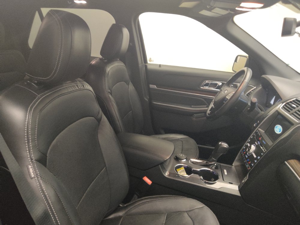 Used 2018 Ford Explorer Limited AWD/4WD image 21