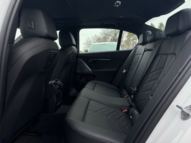 New 2026 BMW 530i xDrive w/ Premium Package image 19
