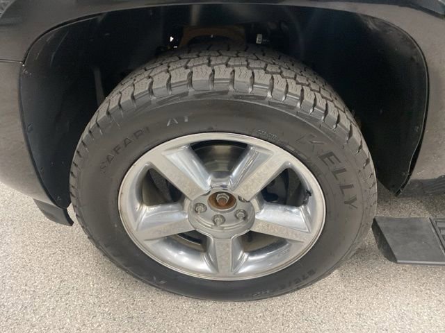 Used 2013 Chevrolet Tahoe LTZ image 12