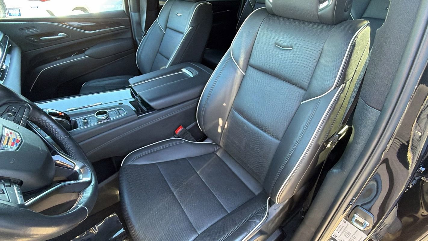 Used 2024 Cadillac Escalade ESV Sport w/ Touring Package image 22