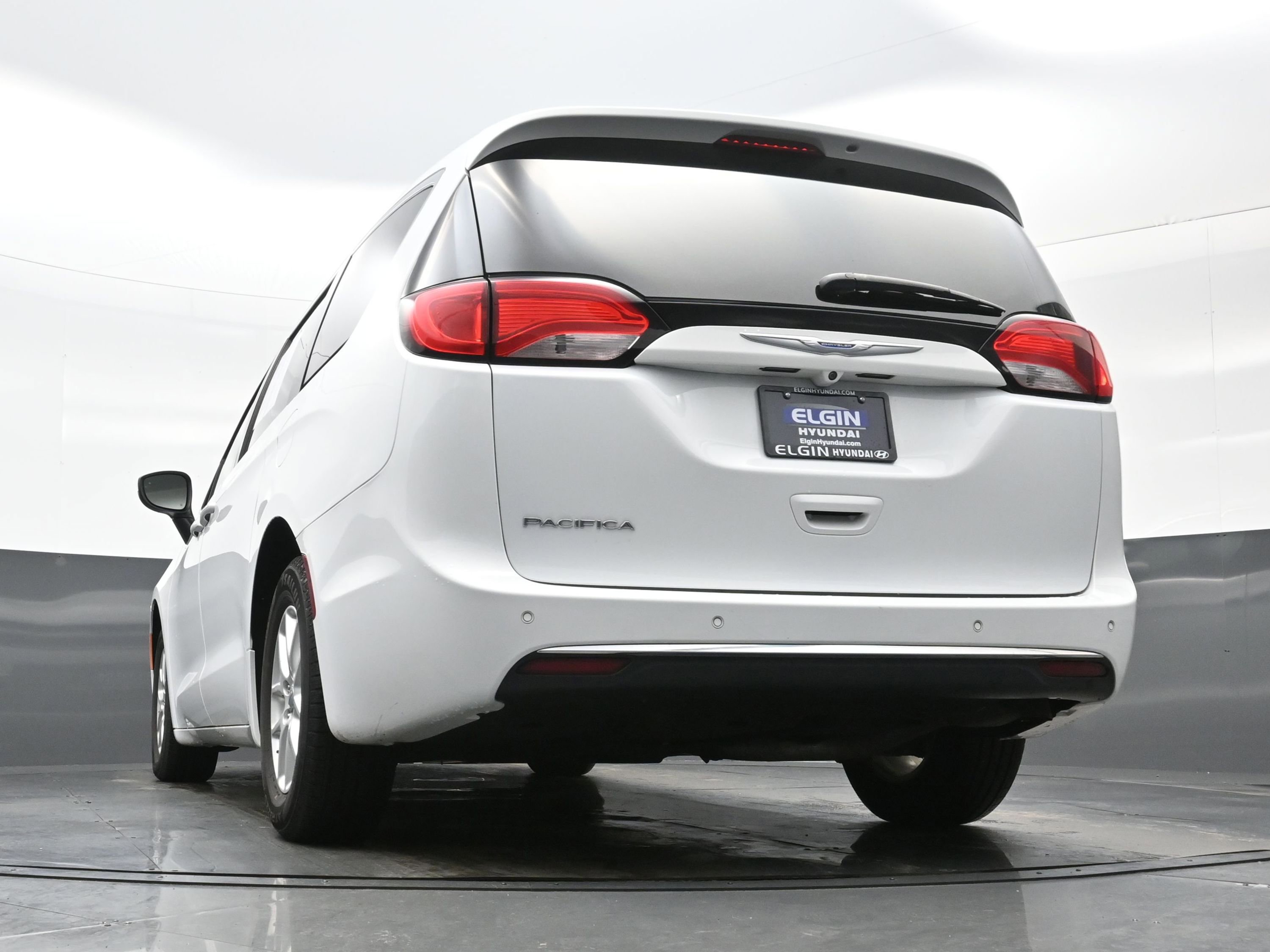 Used 2017 Chrysler Pacifica Touring Plus image 30