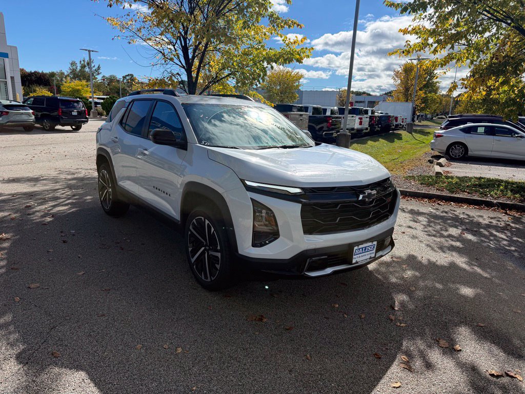 New 2027 Chevrolet Equinox RS w/ Convenience Package III AWD/4WD image 7