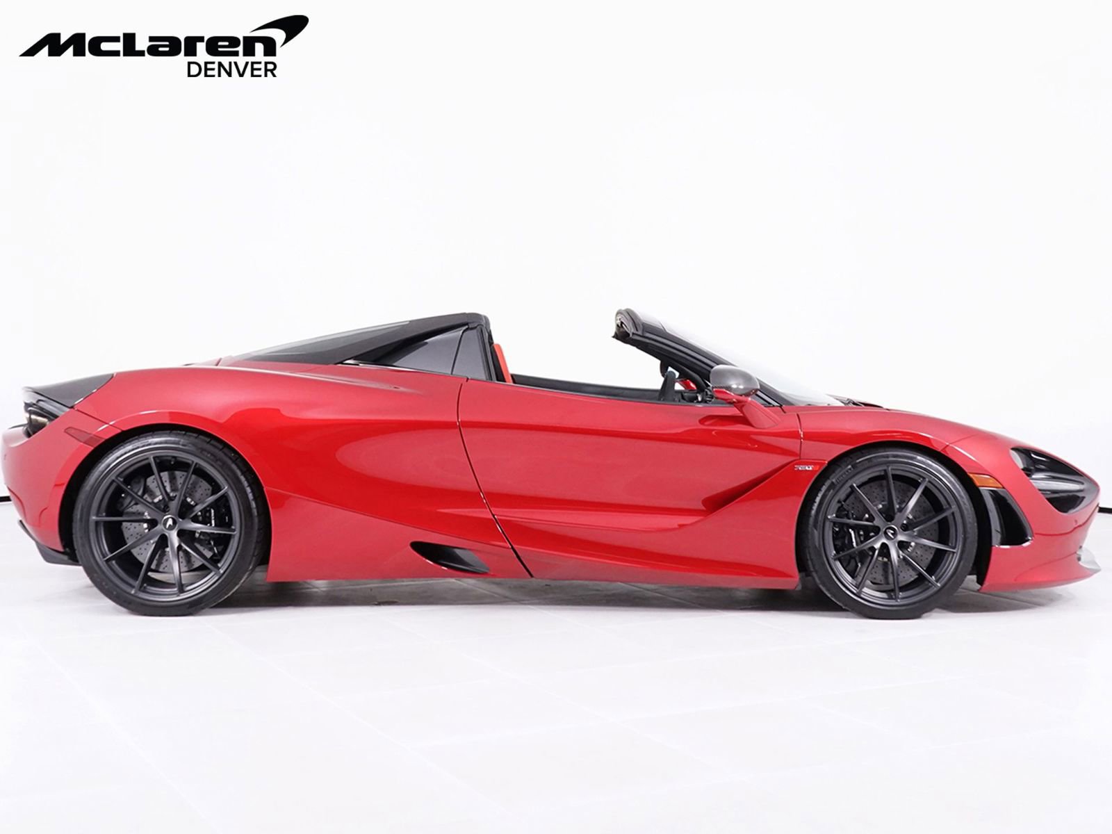 Used 2020 McLaren 720S Spider RWD image 9