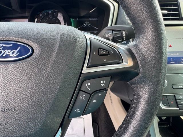 Used 2020 Ford Fusion SEL image 23