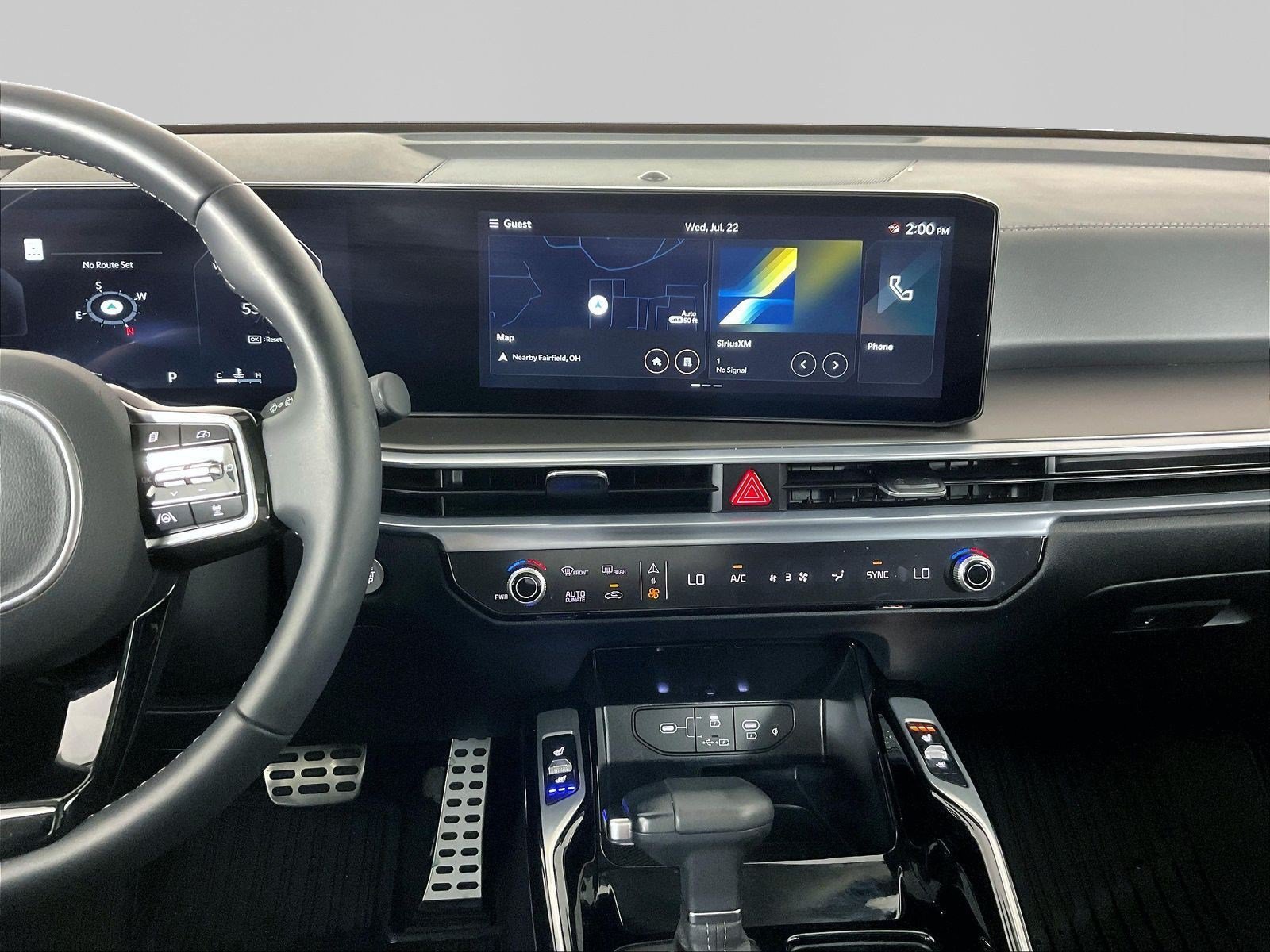 Certified 2025 Kia Sorento SX FWD image 9