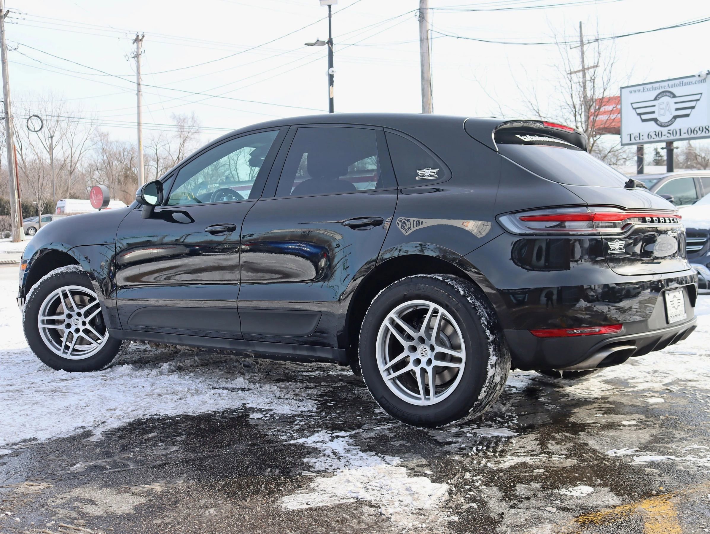 Used 2020 Porsche Macan Sport Edition image 9