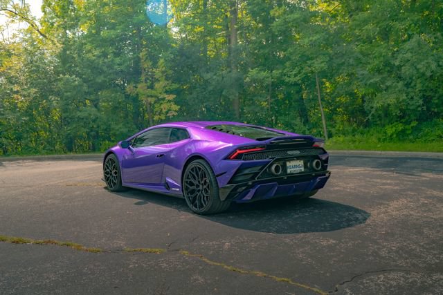 Used 2021 Lamborghini Huracan EVO RWD image 36