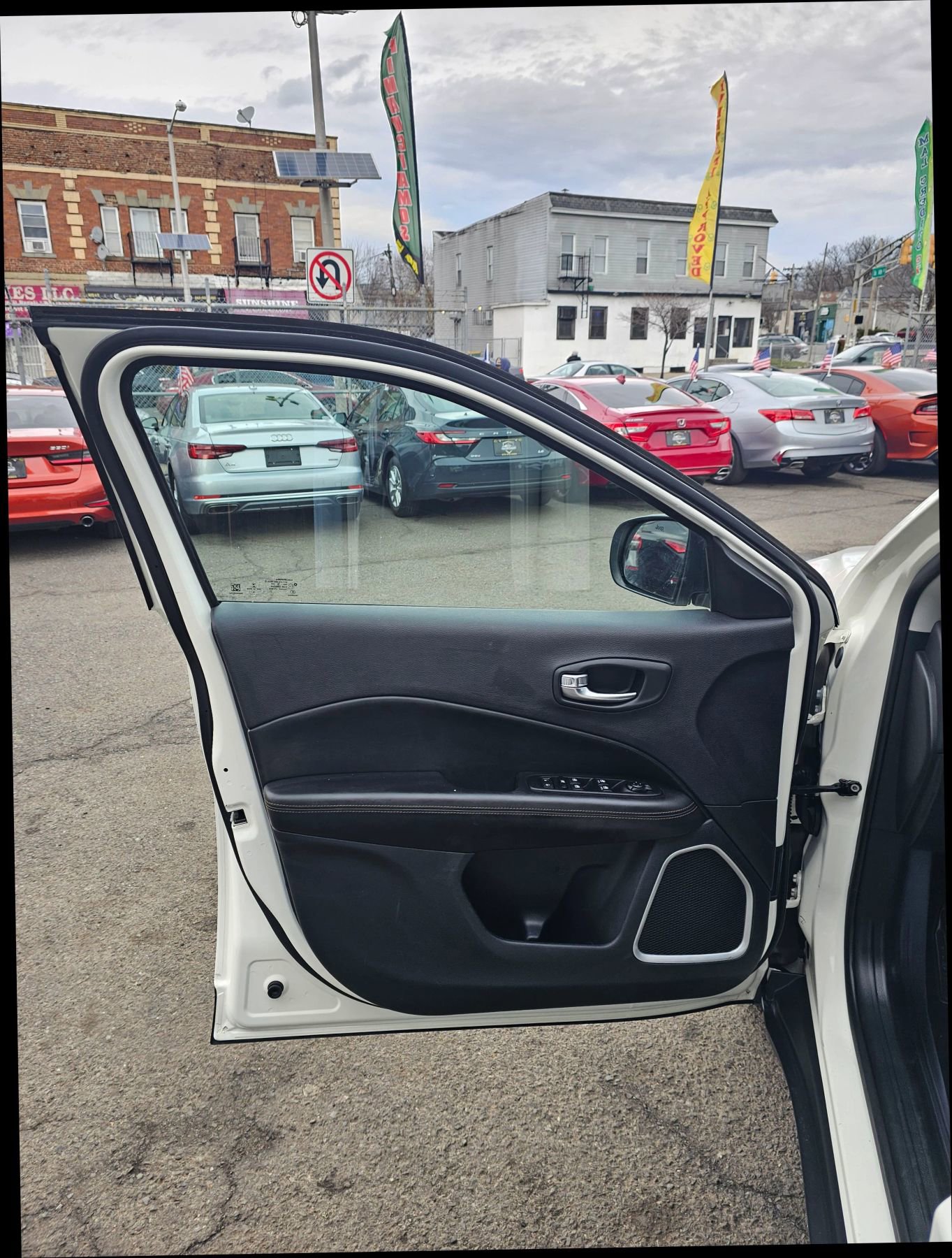 Used 2020 Jeep Compass Limited image 7