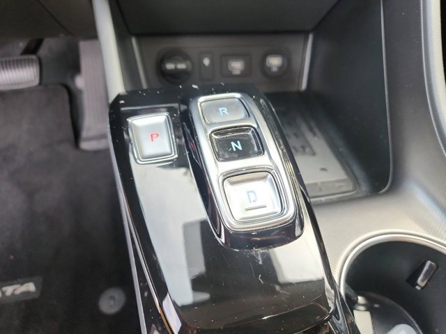 Used 2021 Hyundai Sonata Limited image 21