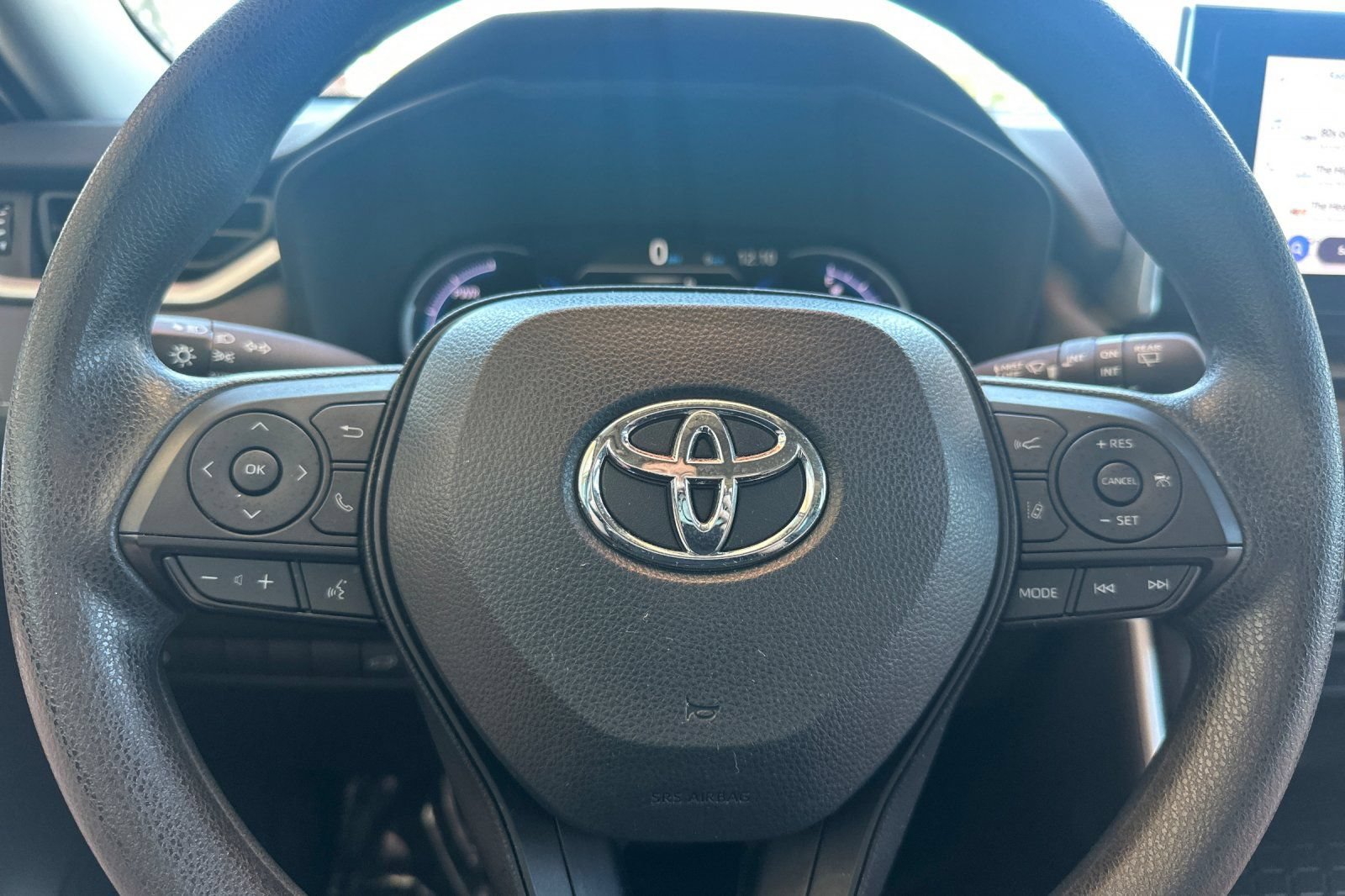 Used 2024 Toyota RAV4 XLE w/ Convenience Package AWD/4WD image 26