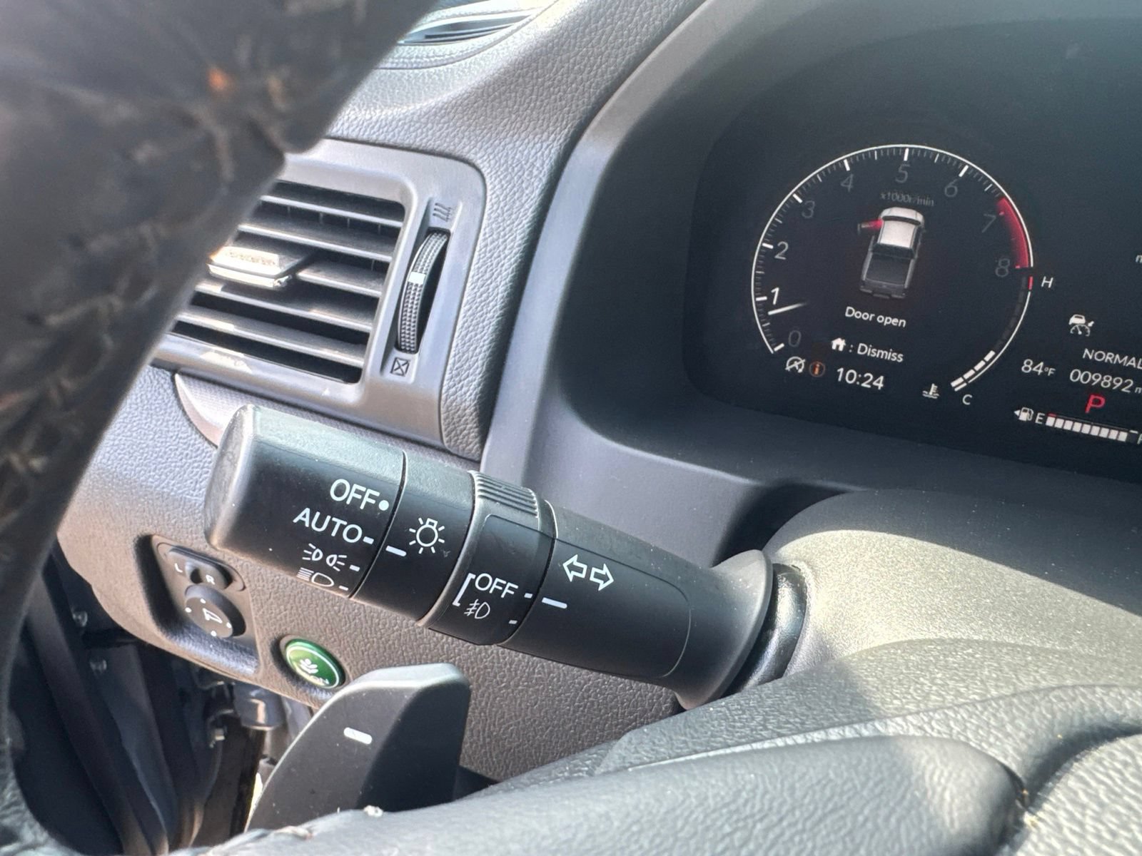 Used 2024 Honda Ridgeline Sport image 19