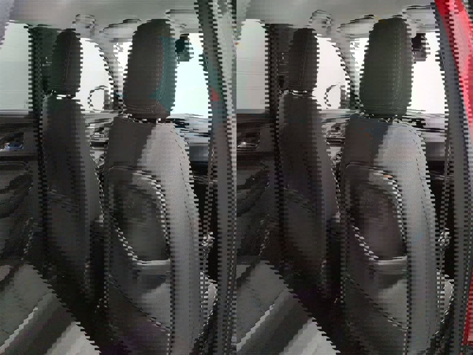 Used 2023 Chevrolet TrailBlazer LT w/ Convenience Package image 19