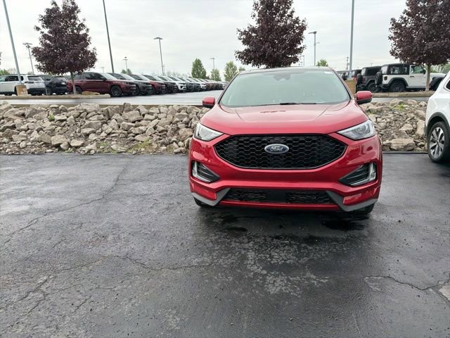 Used 2024 Ford Edge SEL AWD/4WD image 2