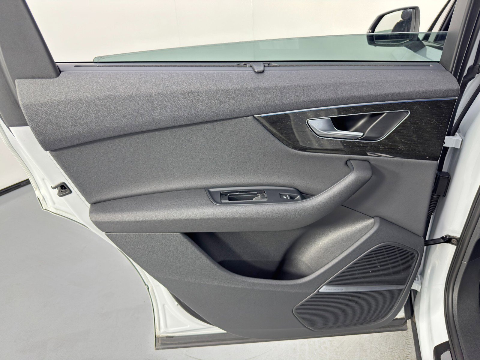 Used 2022 Audi Q7 Premium Plus image 42