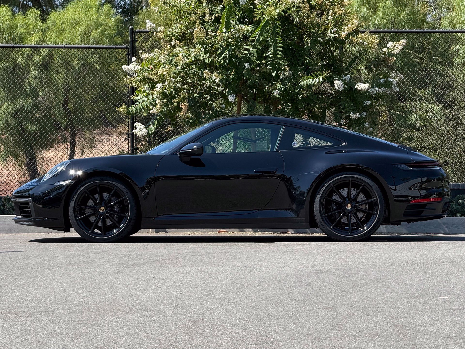 Certified 2023 Porsche 911 Carrera RWD image 2