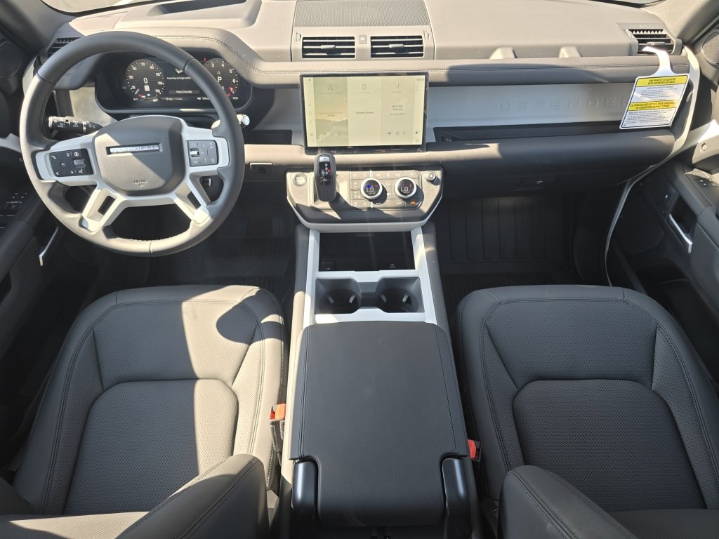 New 2025 Land Rover Defender 110 X-Dynamic SE image 29