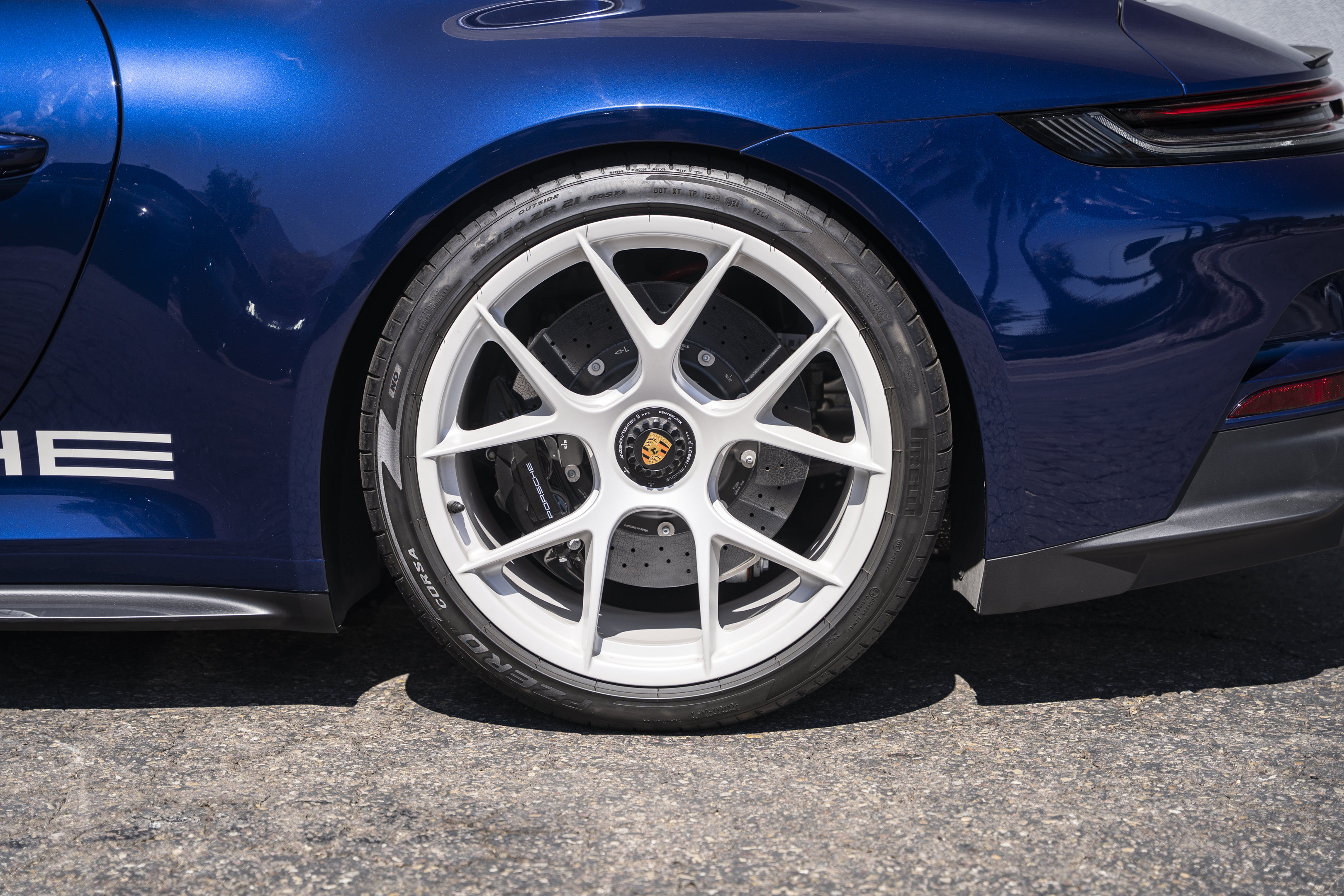 Used 2024 Porsche 911 GT3 RS RWD image 16