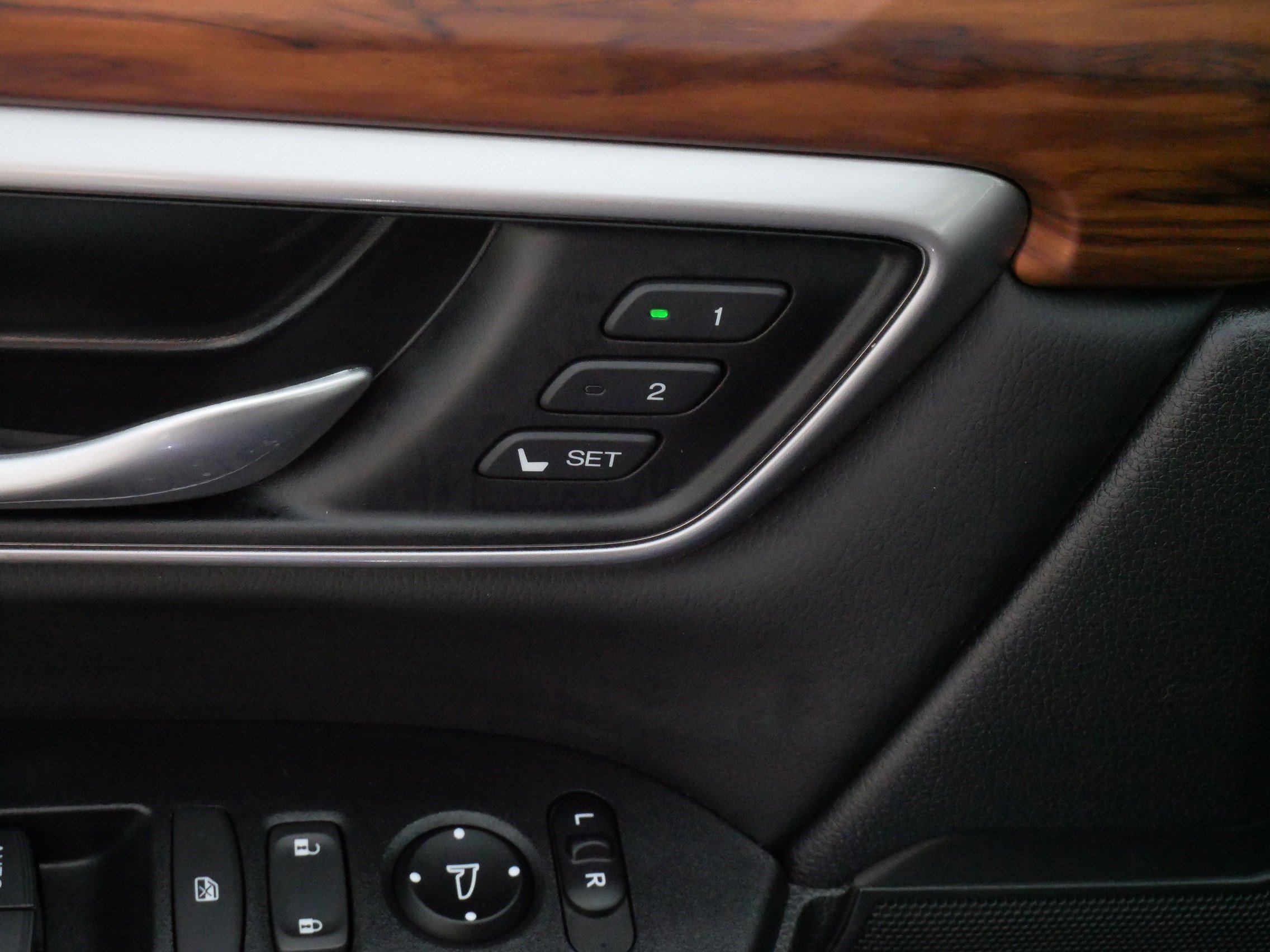 Used 2022 Honda CR-V EX-L image 19