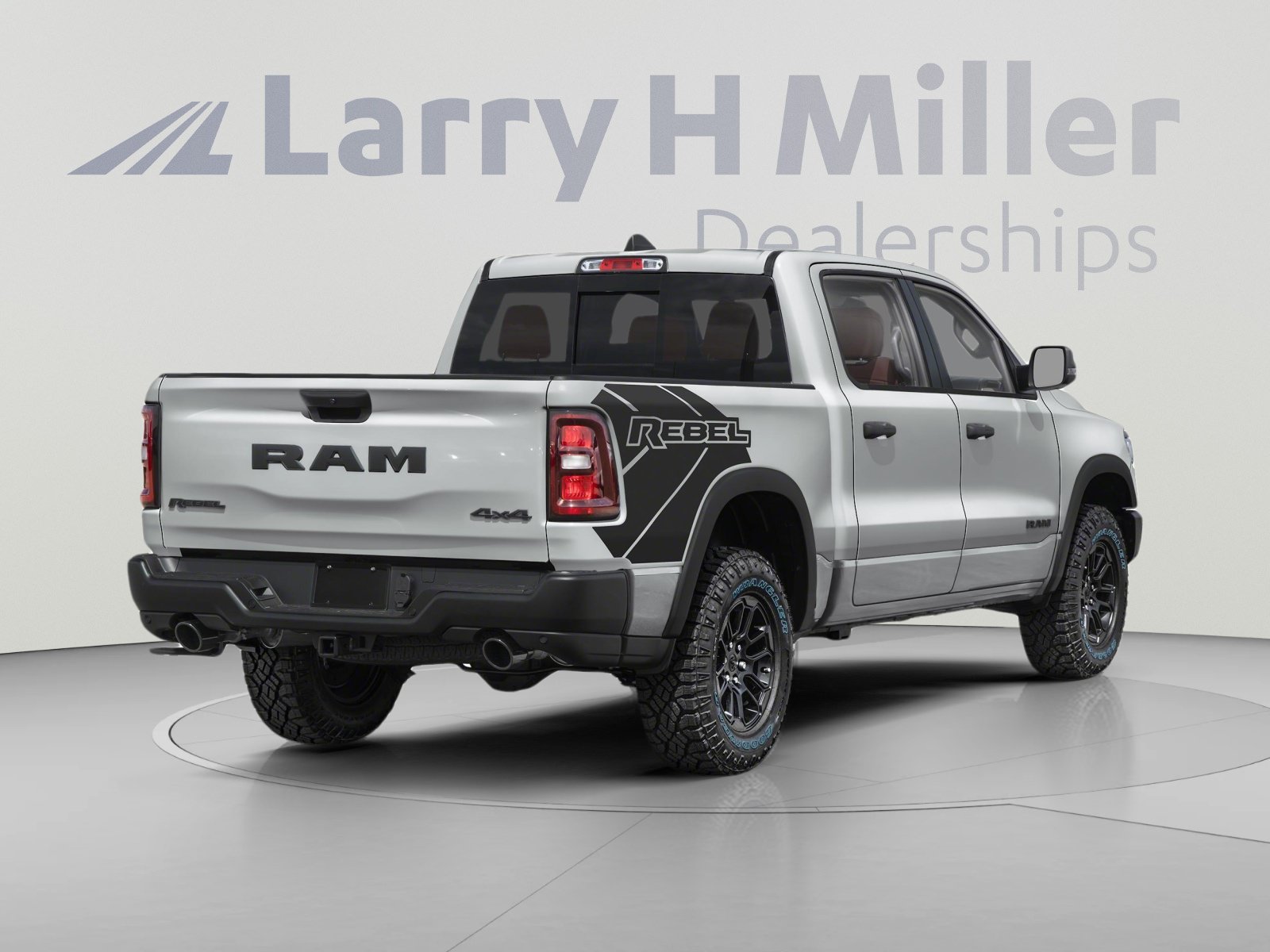 New 2025 RAM 1500 Rebel w/ Rebel Level 2 Equipment Group AWD/4WD image 3